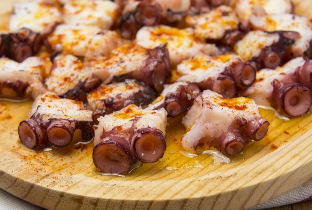 ¿Cómo preparar auténtico pulpo a la gallega?