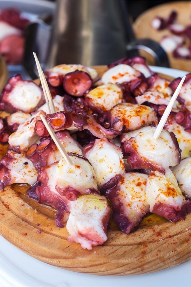 Pulpo a feira: el sabor de la gastronomía gallega